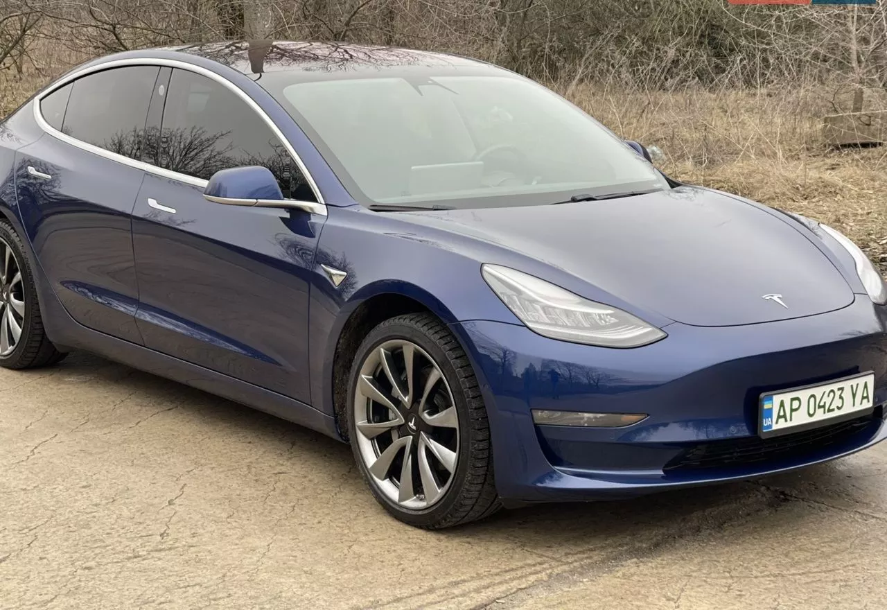 Tesla Model 3  75 kWh 2018131