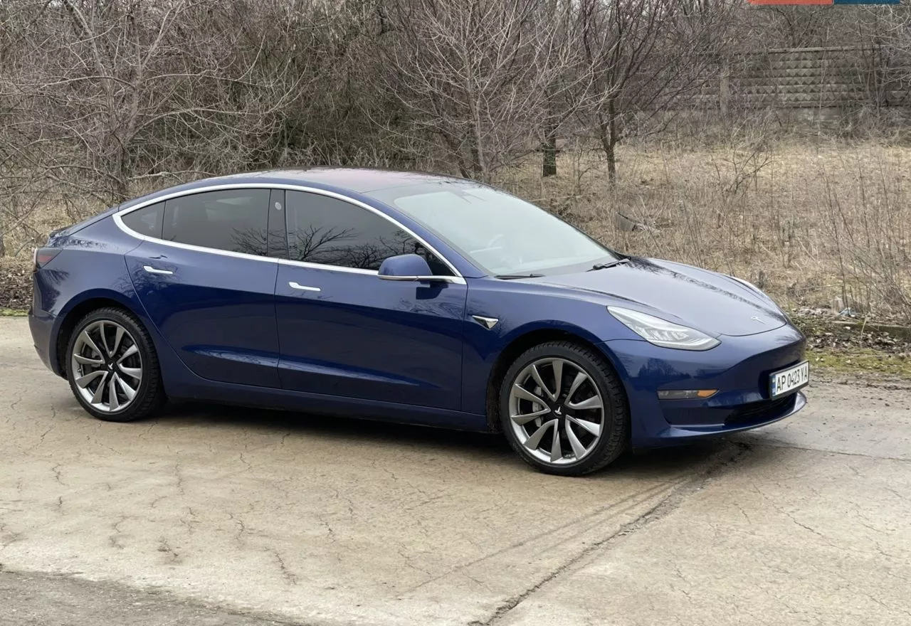 Tesla Model 3  75 kWh 2018141