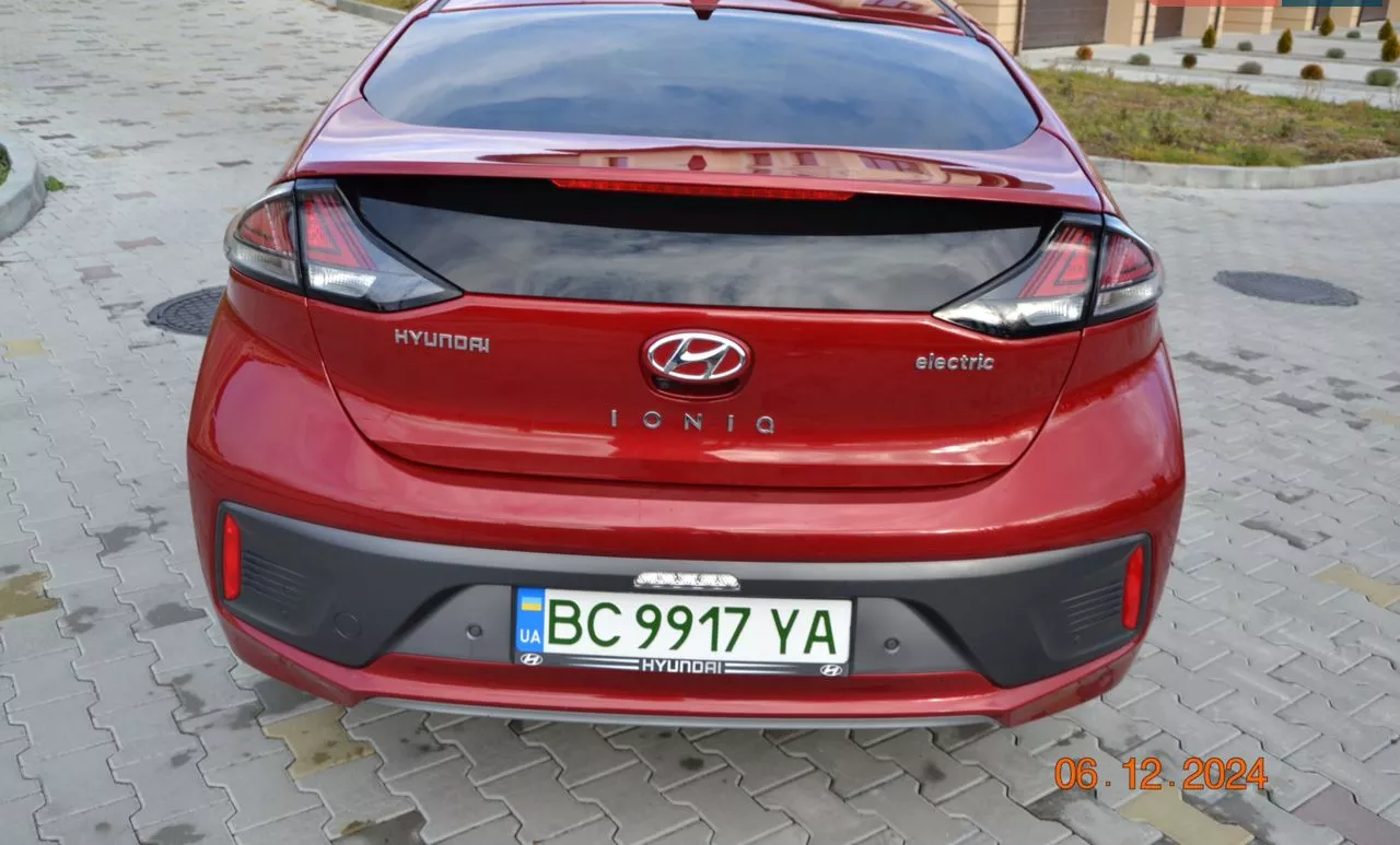 Hyundai Ioniq  38.3 kWh 202071