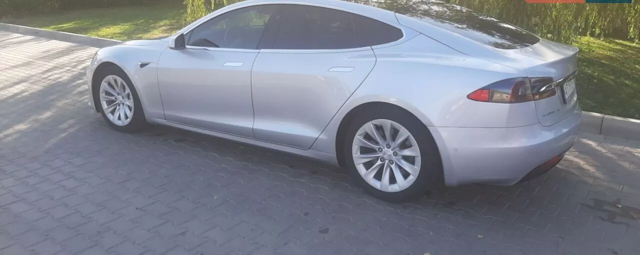 Tesla Model S  90 kWh 201731