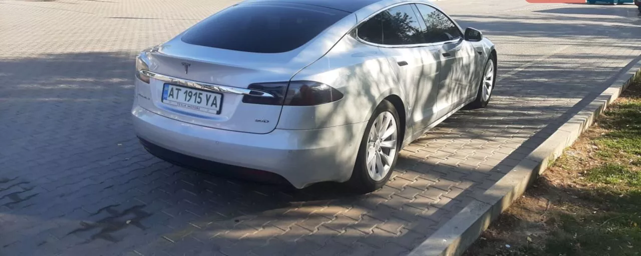 Tesla Model S  90 kWh 201761