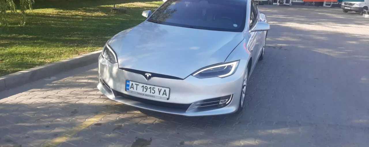 Tesla Model S  90 kWh 2017121