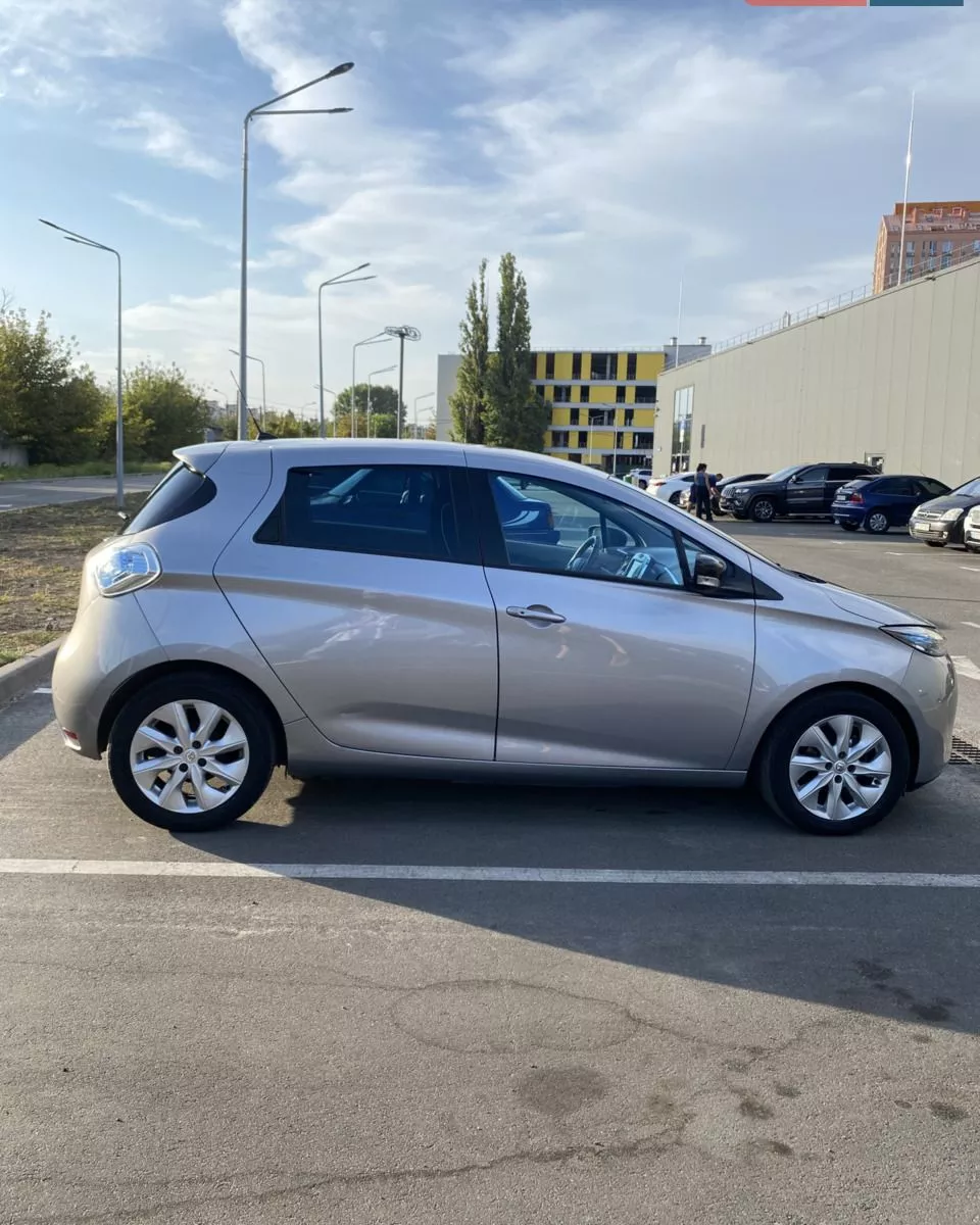 Renault ZOE  23 kWh 201421