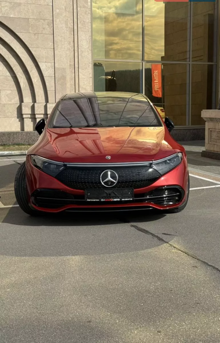 Mercedes-Benz EQS  202211