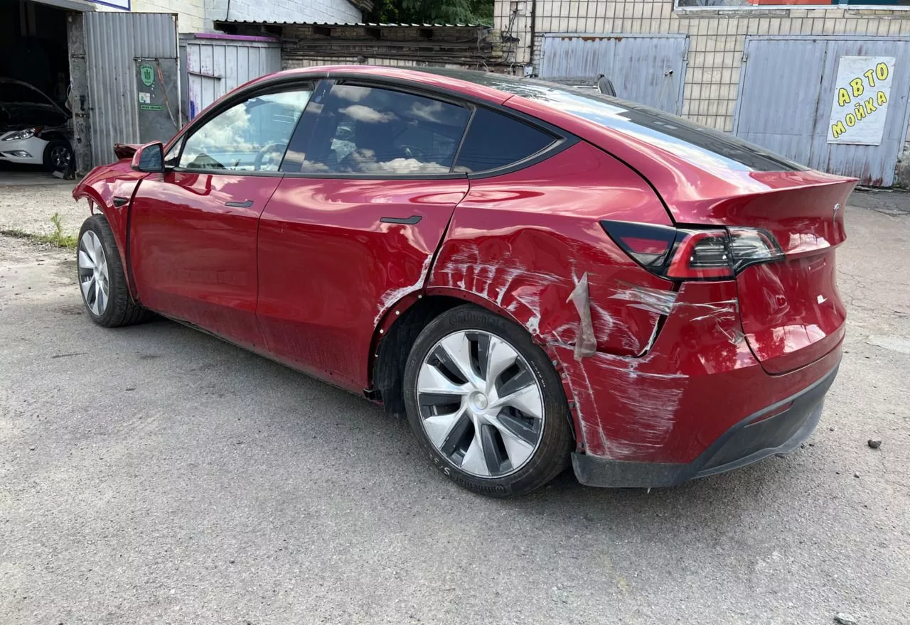 Tesla Model Y  75 kWh 202021