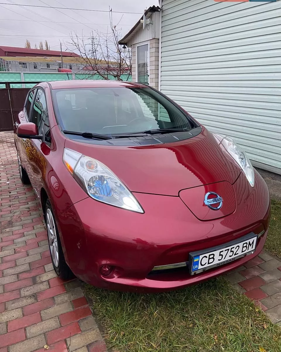 Nissan Leaf 