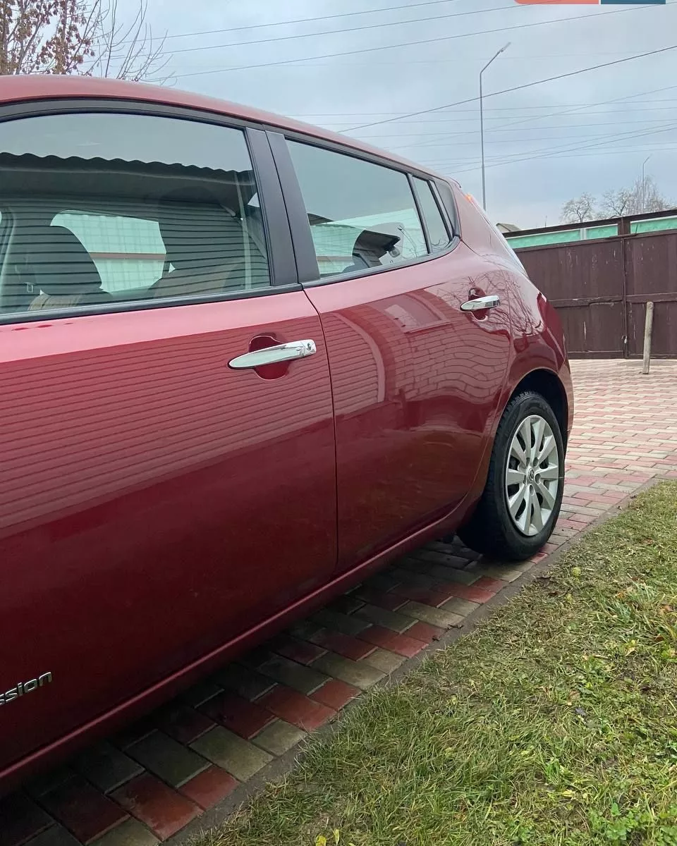 Nissan Leaf  24 kWh 201341