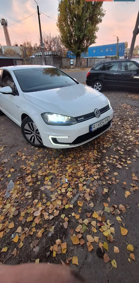 Volkswagen e-Golf 