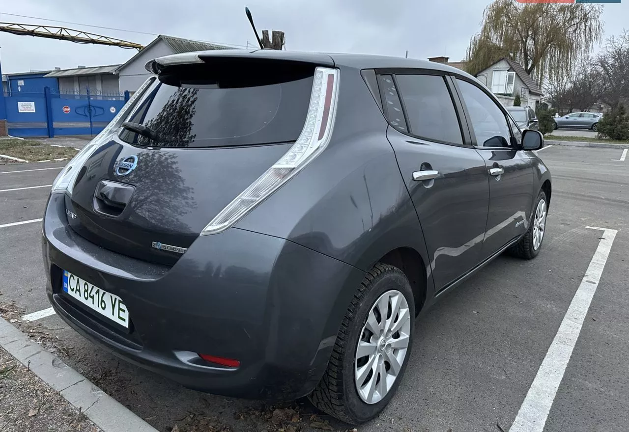 Nissan Leaf  23 kWh 201361