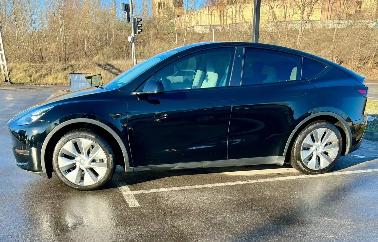 Tesla Model Y  75 kWh 202071