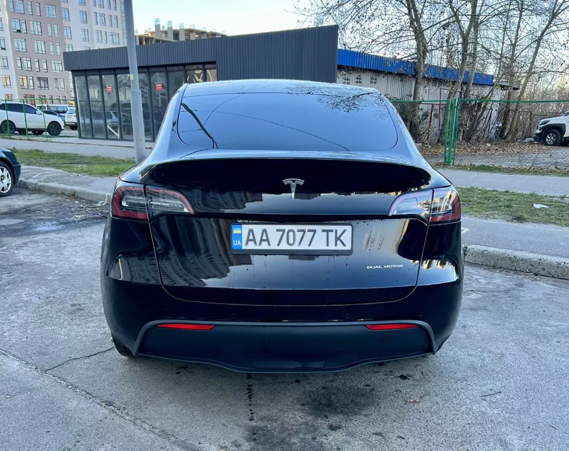 Tesla Model Y  75 kWh 2020141