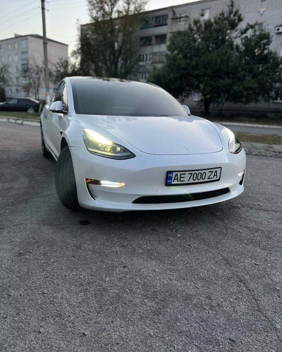 Tesla Model 3 