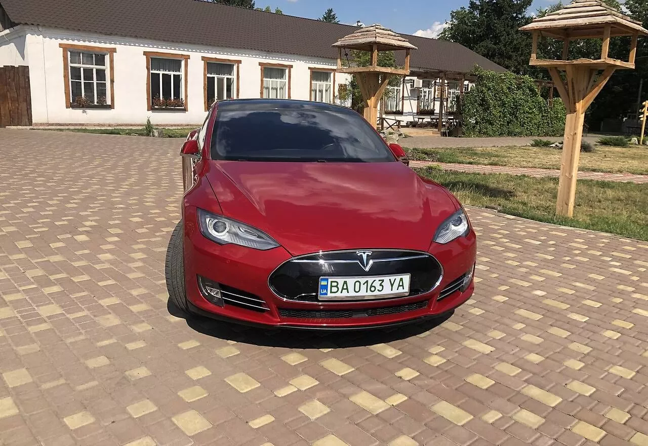 Tesla Model S  90 kWh 201631