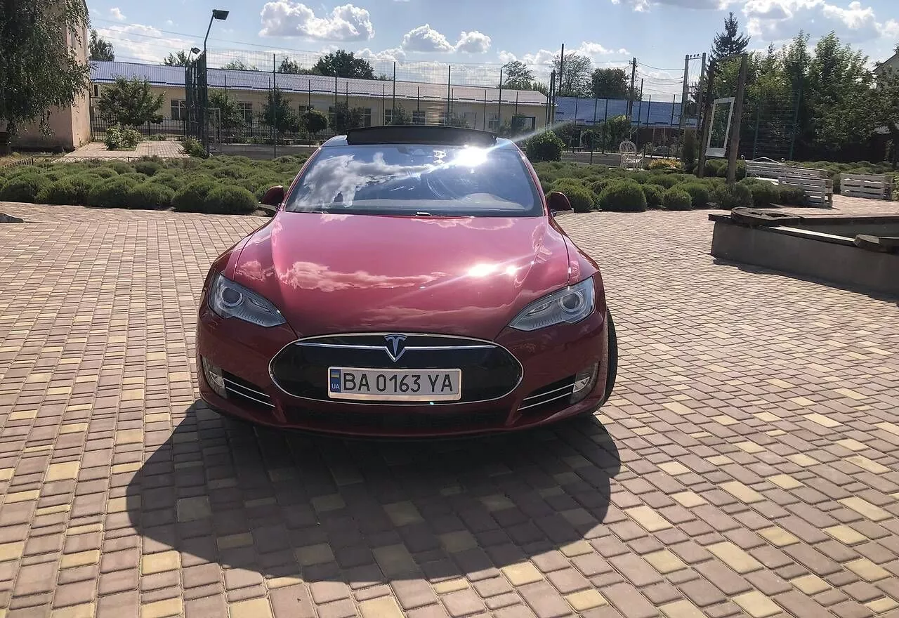 Tesla Model S  90 kWh 2016291