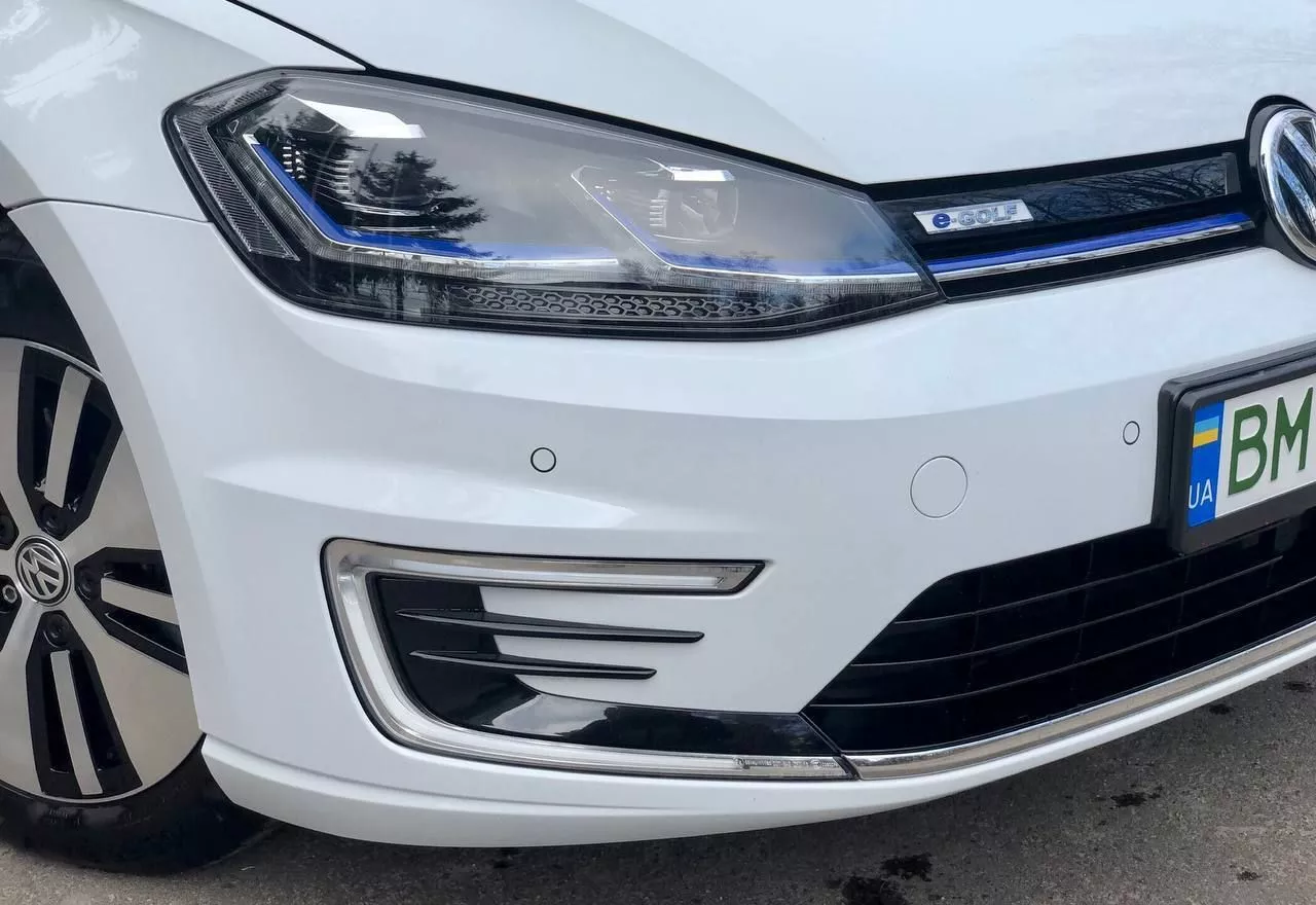 Volkswagen e-Golf  36 kWh 201941