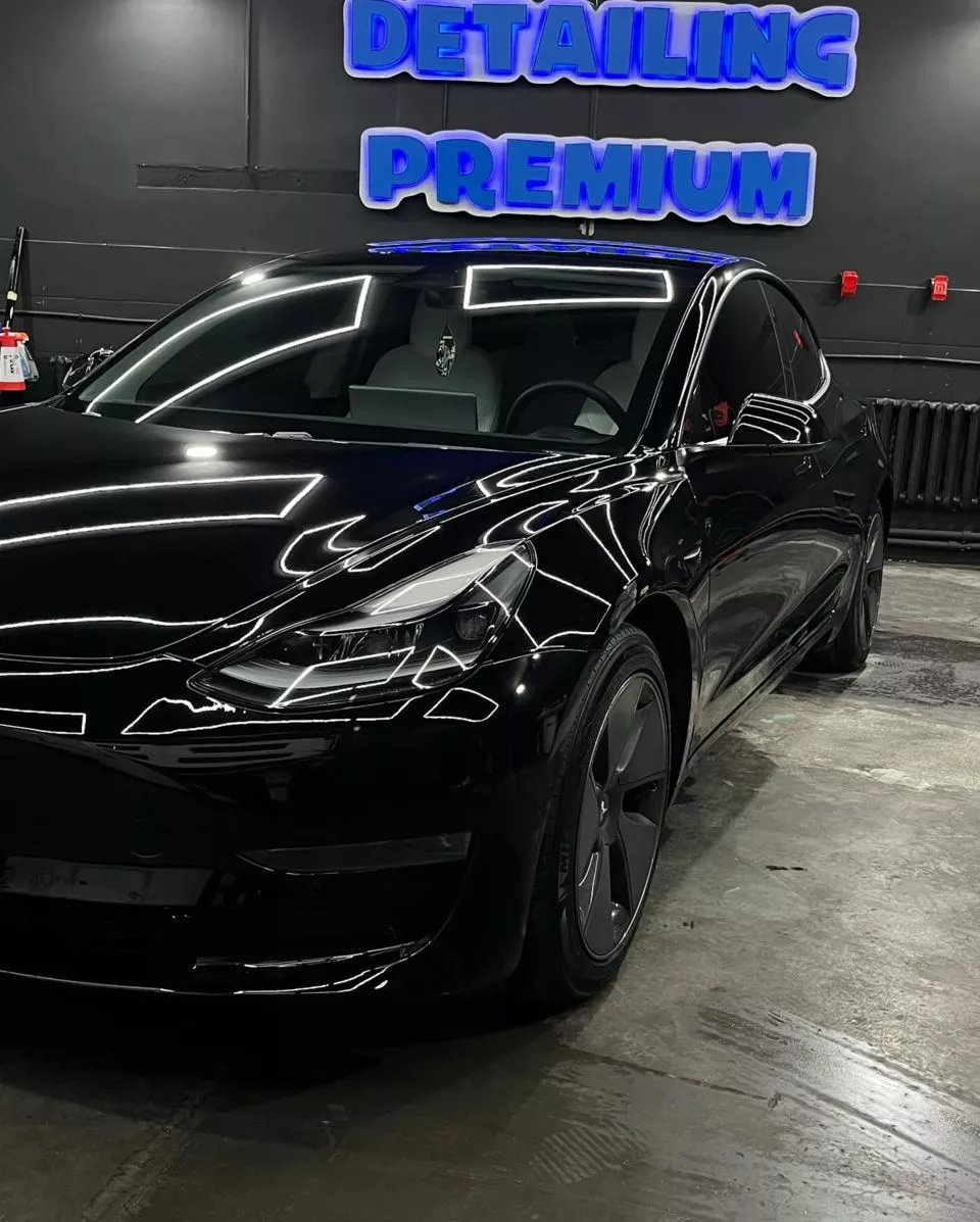 Tesla Model 3  82 kWh 2021131