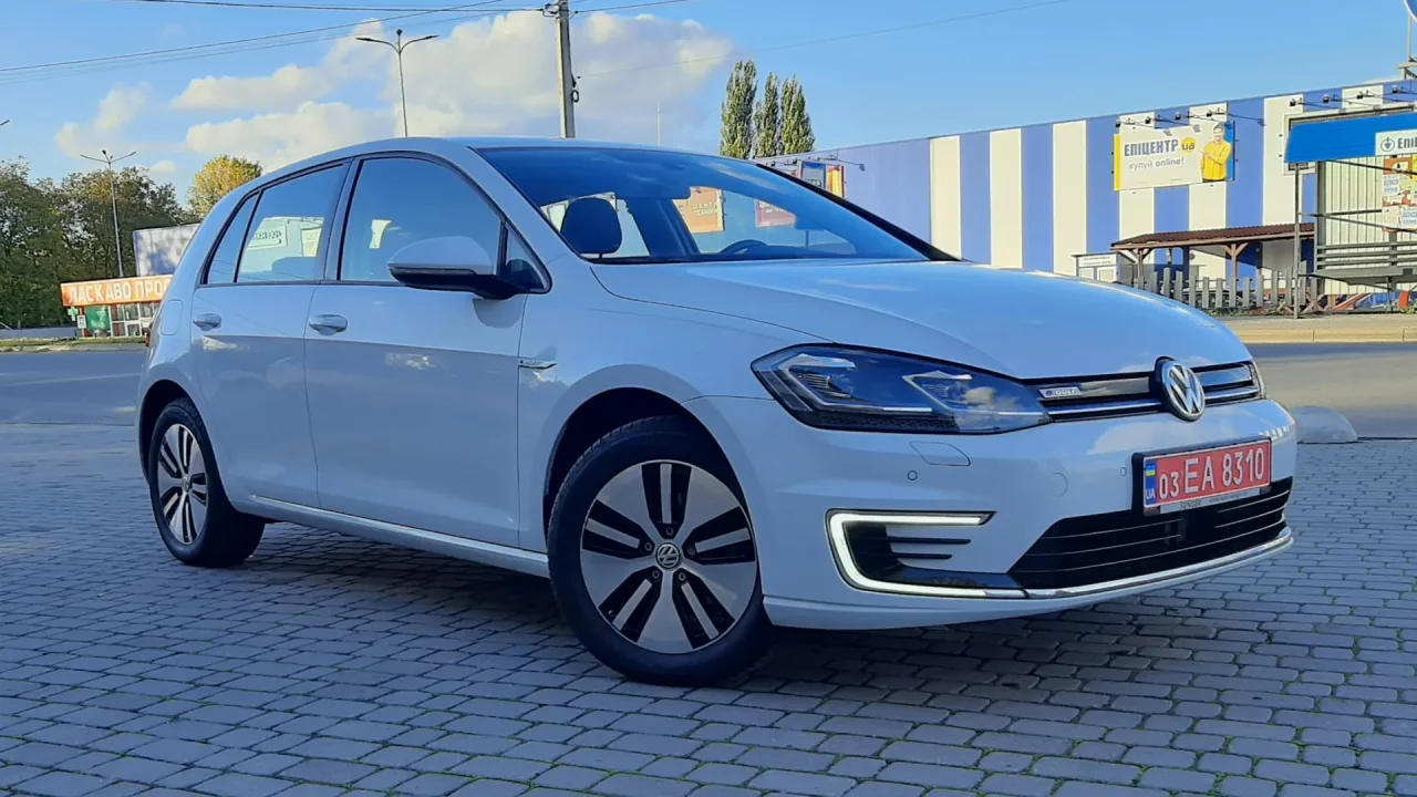 Volkswagen e-Golf  36 kWh 2019191