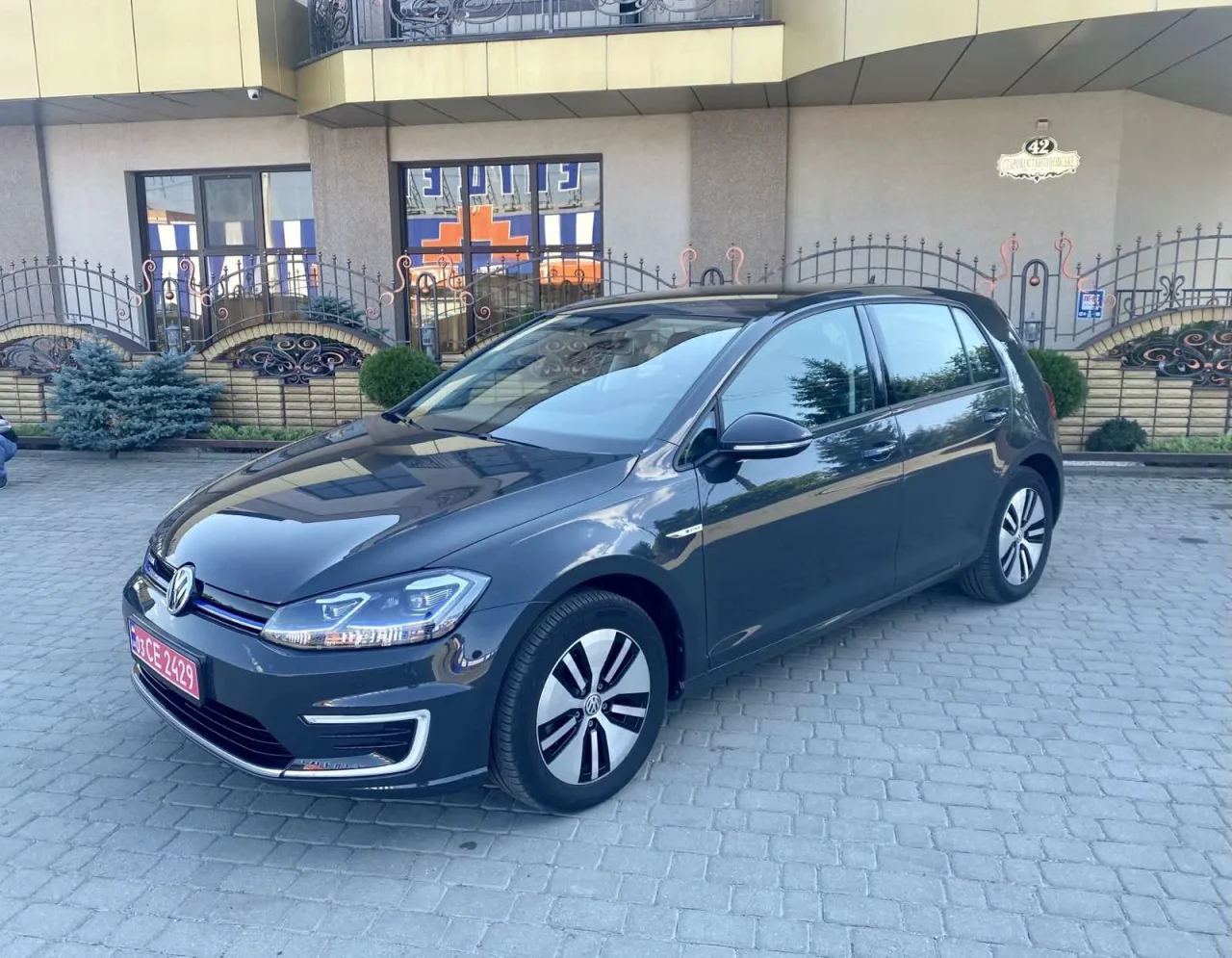 Volkswagen e-Golf 35.8 kWh 2020131