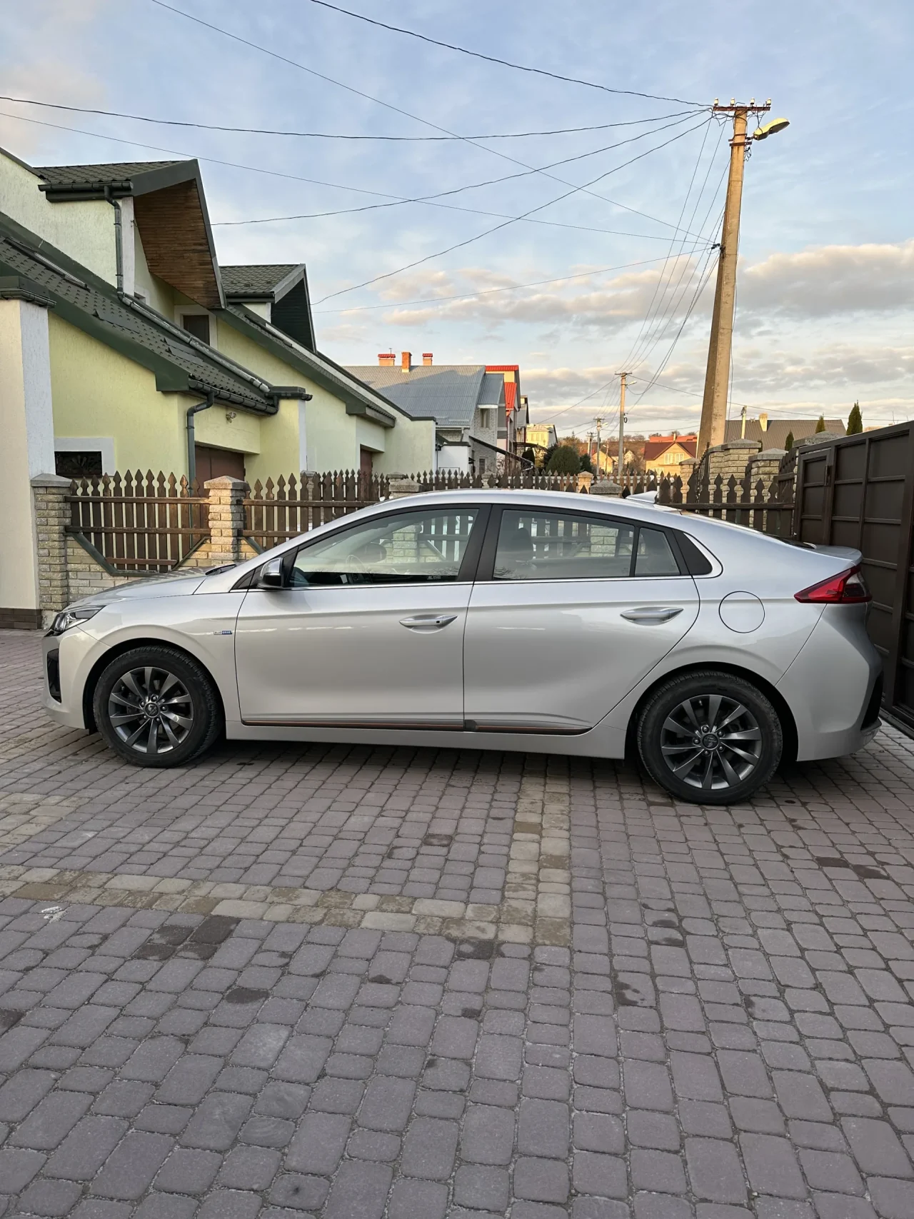 Hyundai Ioniq premium 201721