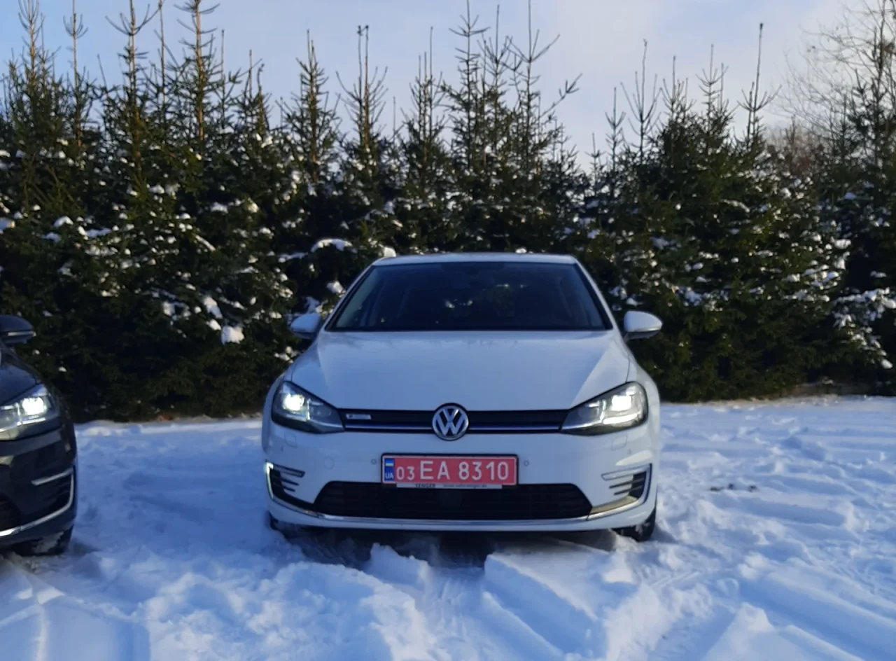 Volkswagen e-Golf  36 kWh 201911