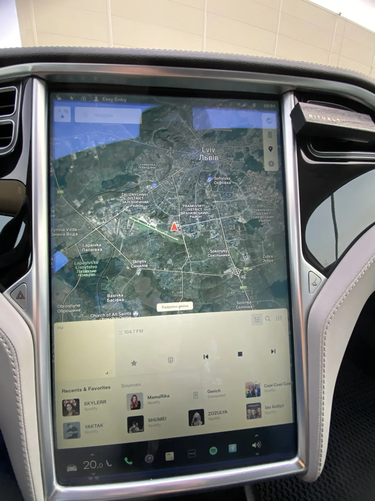 Tesla Model S 85 2014241