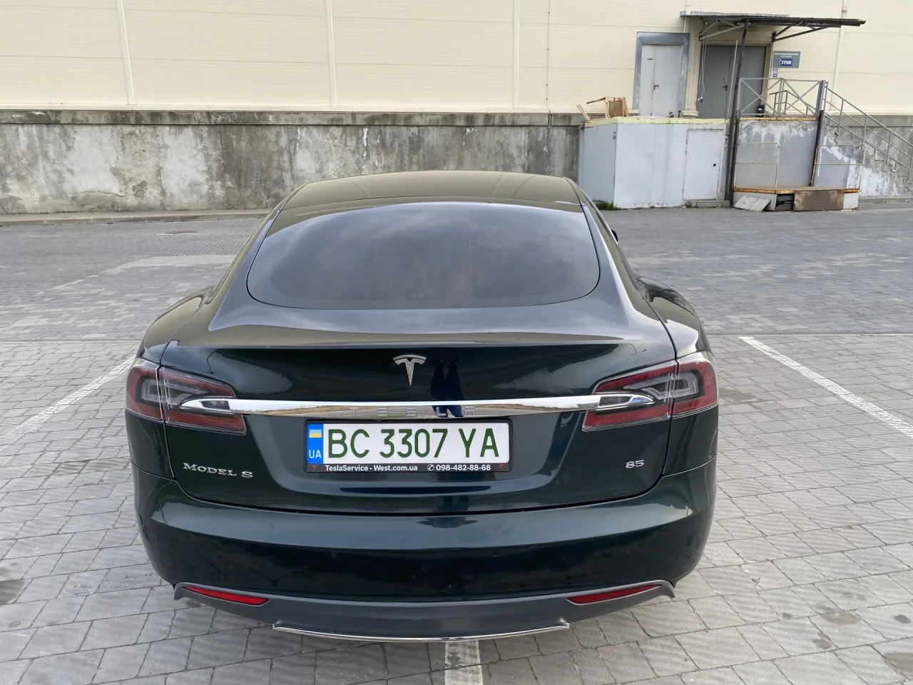 Tesla Model S 85 201481