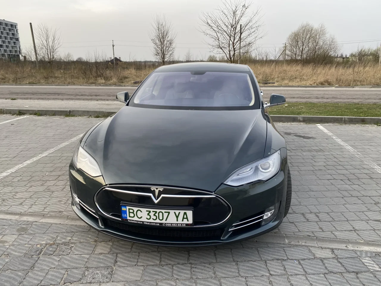 Tesla Model S 85 201421