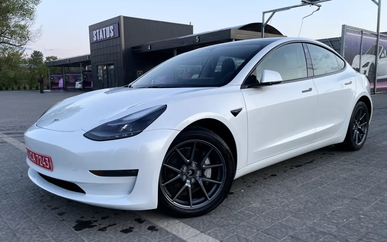 Tesla Model 3 Long Range 202301