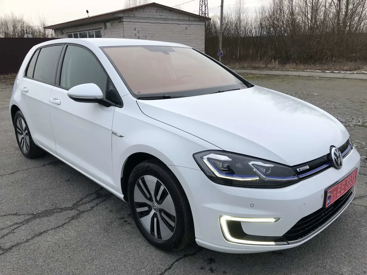 Volkswagen e-Golf 35.8 kWh 2019111