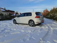 Volkswagen e-Golf  36 kWh 2019thumbnail61