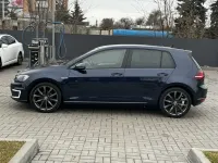 Volkswagen e-Golf  24.2 kWh 2015thumbnail61