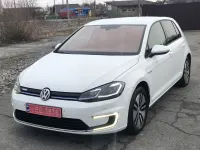 Volkswagen e-Golf 35.8 kWh 2019thumbnail191