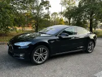 Tesla Model S 85 2013thumbnail51