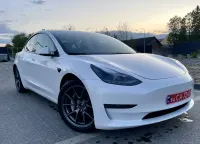 Tesla Model 3 Long Range 2023thumbnail31