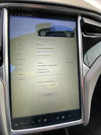 Tesla Model S 85 2014thumbnail251