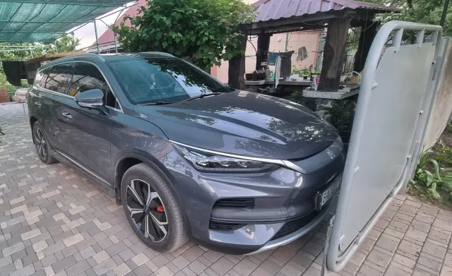 BYD Tang 108.8 kWh FWD (Exclusive) 2022. Nemirov