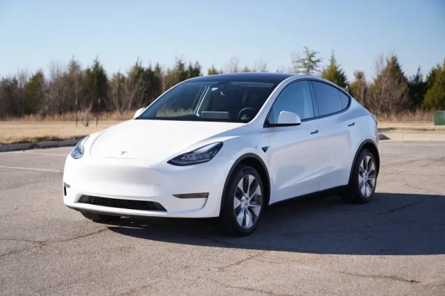 Tesla Model Y I Поколение Long Range