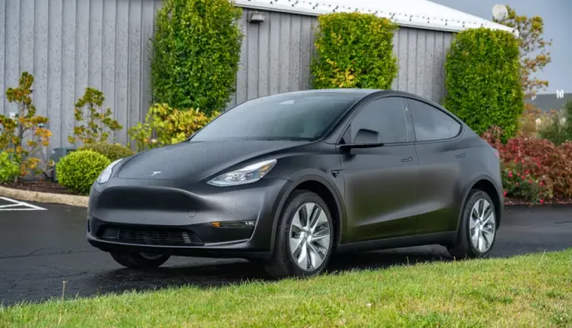 Tesla Model Y I Поколение Standard Range