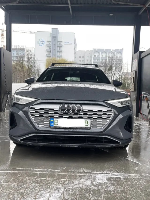 Audi Q8 e-tron 2024