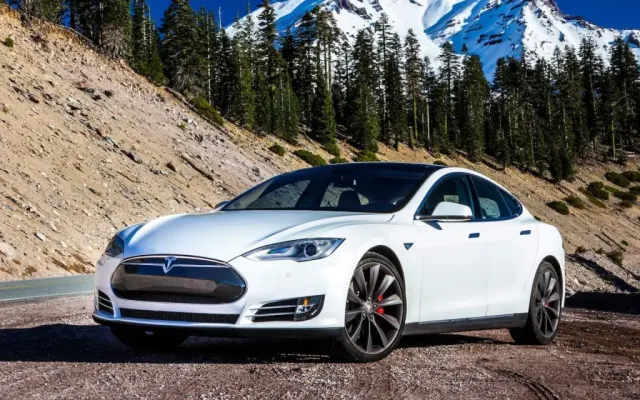 Tesla Model S I Покоління 70D