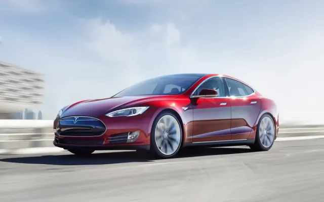 Tesla Model S I Поколение P85D