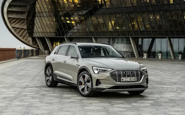 Audi E-tron I Покоління 55 quattro